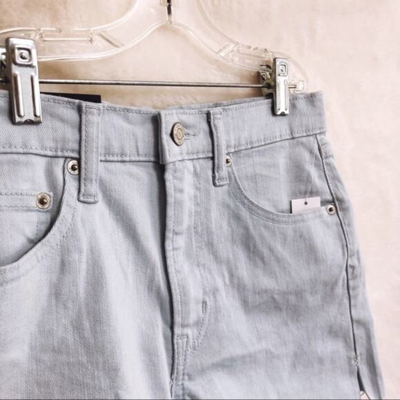 GAP Light Blue High Rise 3" Denim Shorts - Picture 6 of 7
